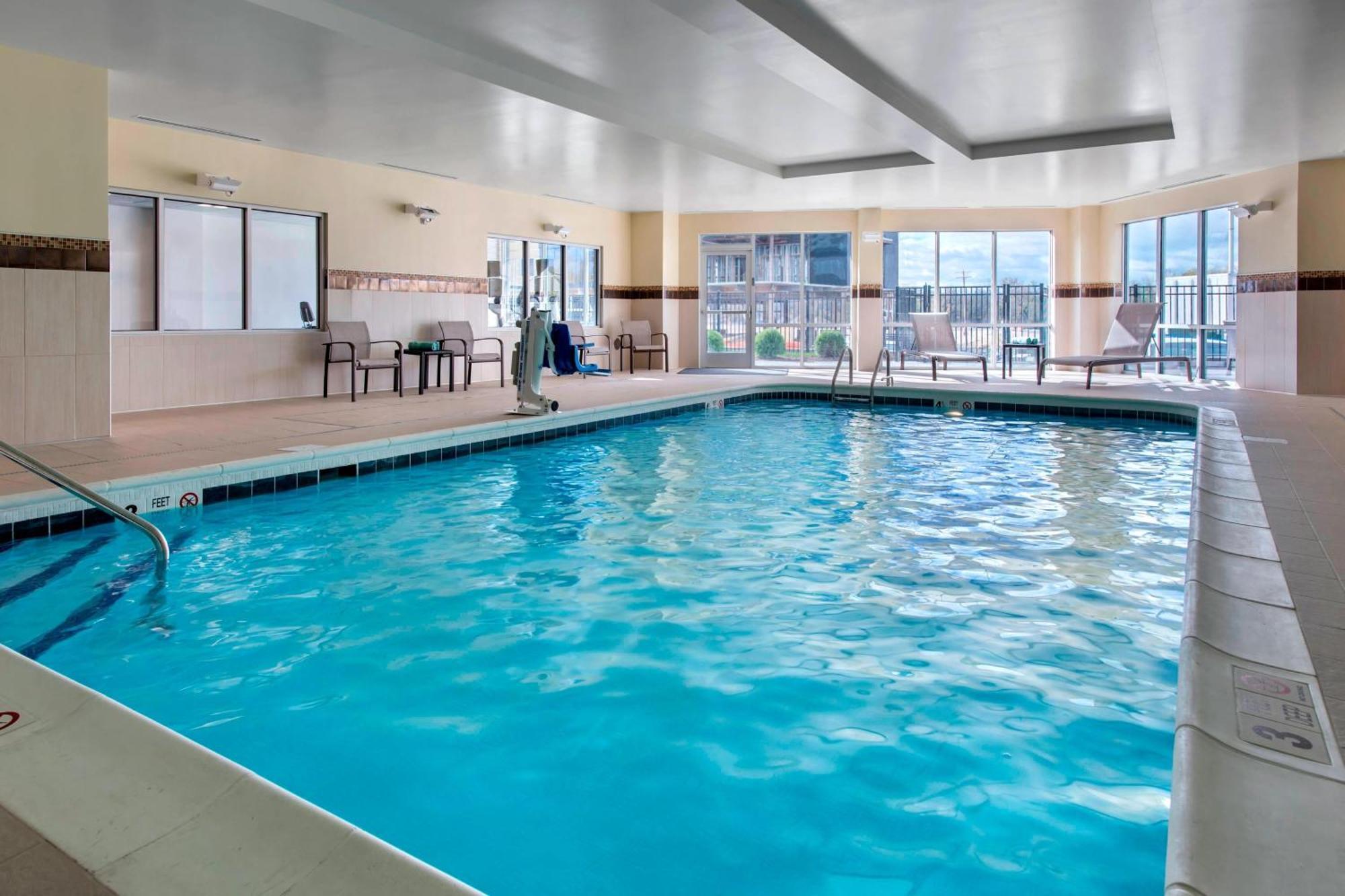 Courtyard By Marriott Schenectady At Mohawk Harbor Hotel Ngoại thất bức ảnh